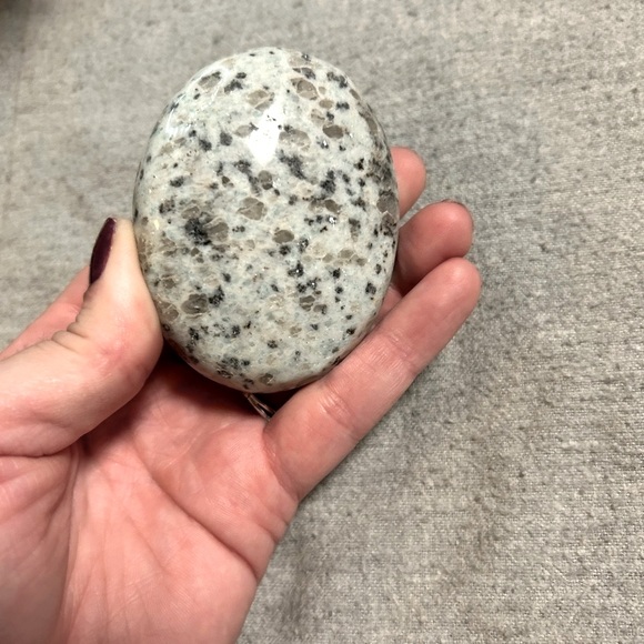 Kiwi Jasper Palm Stone - Picture 3 of 4